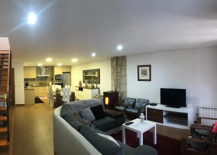 度假居 Casa Do Palheiro 皮同伊斯-达斯-朱尼亚斯